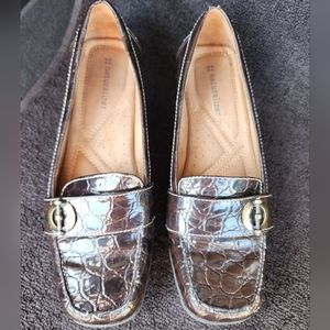 Naturalizer Chance loafers in Brown! 7.5